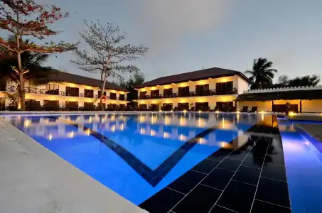 Amaan Beach Bungalows - 13