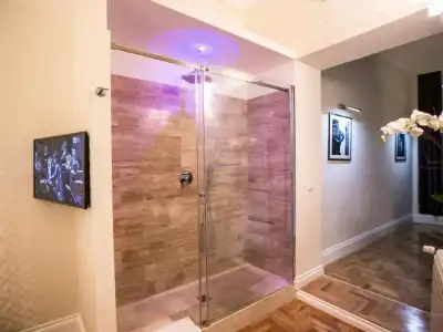 Minerva Relais - 101