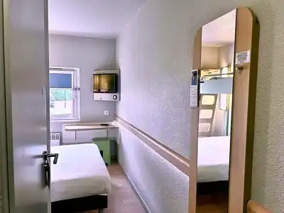 ibis budget Beaune - 33