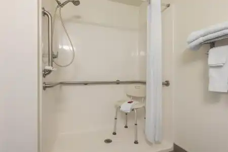 SureStay Plus By Best Western Niagara Falls East - 26