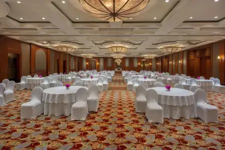 JW Marriott Mumbai Juhu - 14