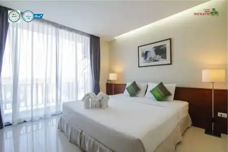 Baan Nilrath - 2