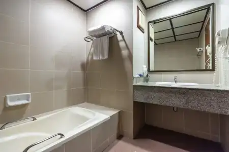 Botany Beach Resort Pattaya - 73