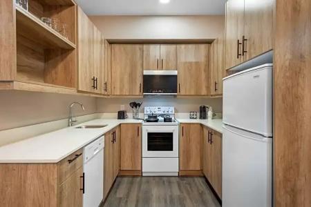 The Glam Boutique & Apt - 112