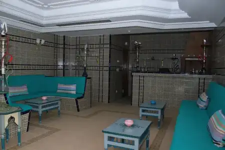 Le Grands Des Thermes - 9