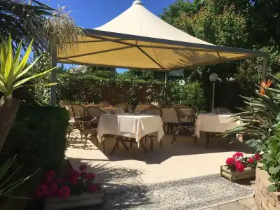 Bougainville Luxury Boutique - 28