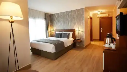 Mira Alsancak - 20