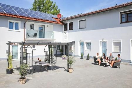 Sunny Straubing - 26