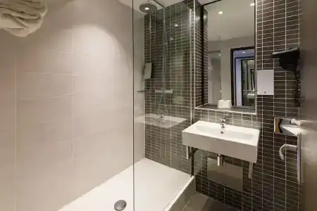 Best Western Clermont Ferrand Centre - 32