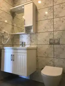 Ada Boutique - 79