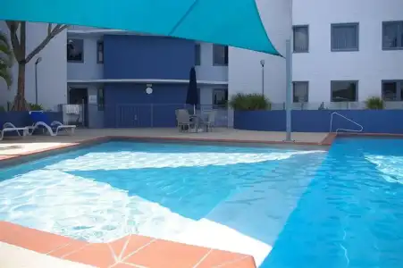 Centrepoint Holiday Apartments - 13