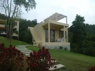 Hi - Scene Resort - 0