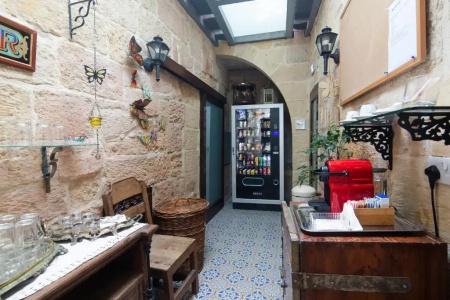 The Burrow Guest House - 22