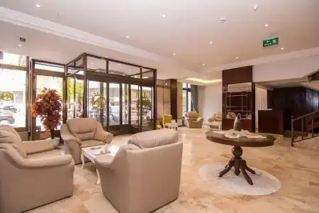 An Grand - 1