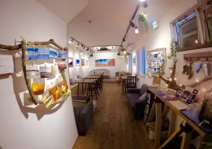 IZA Enoshima Guesthouse&Bar - Hostel - 12
