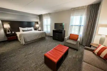 Staybridge Suites ALBANY WOLF RD-COLONIE CENTER by IHG - 84