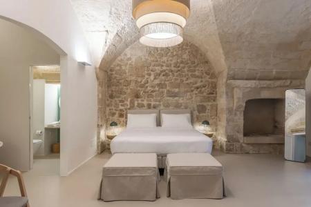 ARCO VECCHIO URBAN SUITE by EPOCA COLLECTION - 118