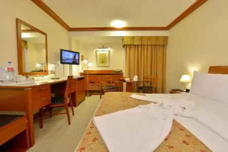 Ramada by Wyndham Bahrain - 19