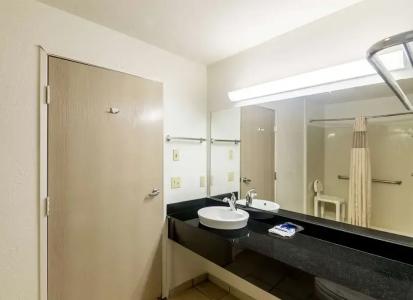 Motel 6 Oklahoma City OK - 76