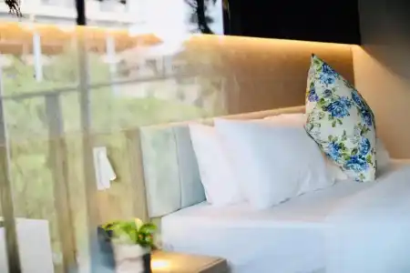 Rak Elegant Patong - 65