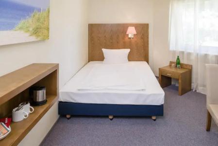 Koenigstein Kiel by Tulip Inn - 40