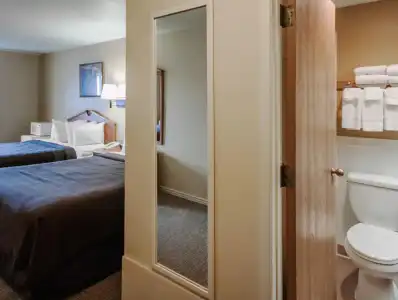 Quality Inn Airport - 31