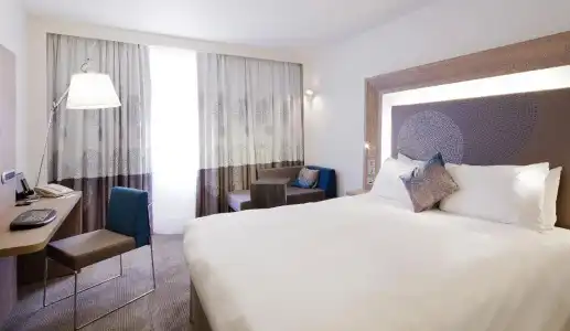 Novotel London Tower Bridge - 44