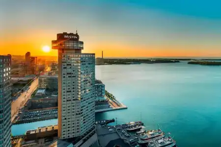 The Westin Harbour Castle, Toronto - 21