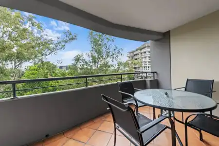The Oasis Apartments - 40