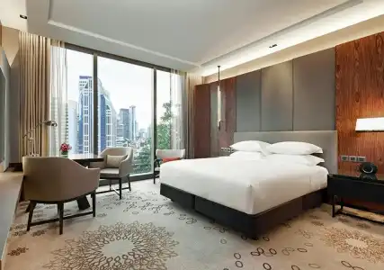 Hyatt Regency Bangkok Sukhumvit - 26