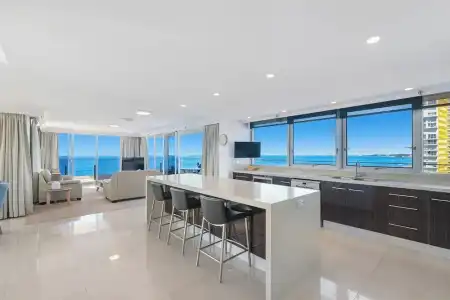 ULTIQA Beach Haven At Broadbeach - 69