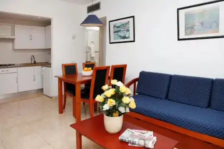 Suites Roc Portonova - 47