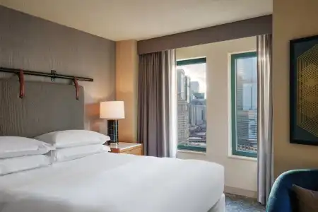 Sheraton Grand Chicago Riverwalk - 75