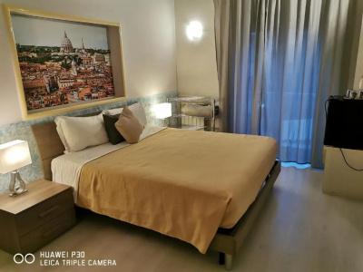 Vatican Central Suites - 16