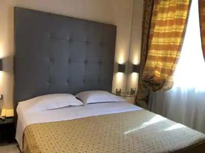 Savoia Regency - 25