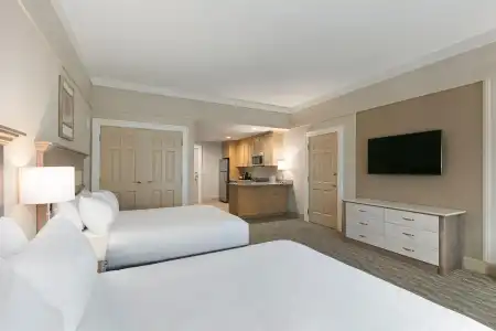 Carlisle Inn - 6