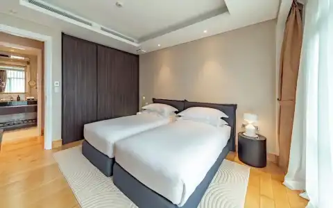 Sherwood Suites - 166