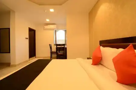 Grand Lotus Inn - 69