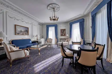 Hôtel du Palais - 144