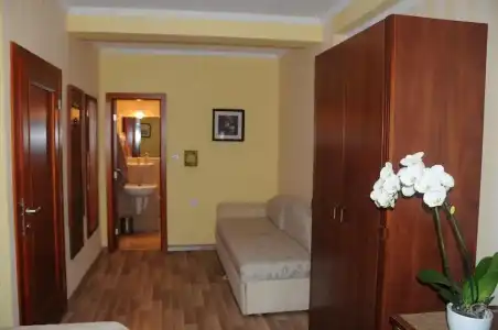 Mali Porat - 4