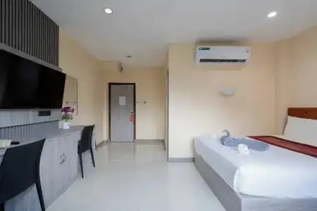 Square One Patong - 101