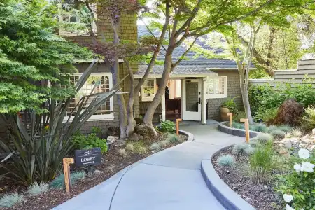 Milliken Creek Inn - 29