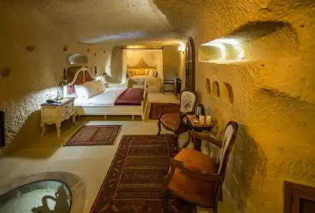 Maya Cave - 115
