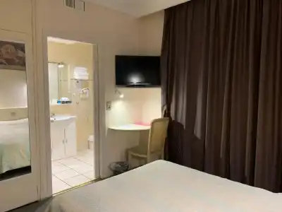 Hôtel Chiffre - 45