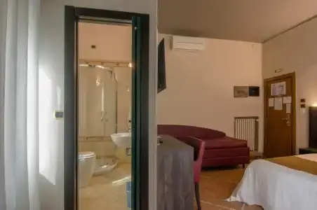 Maria - 44