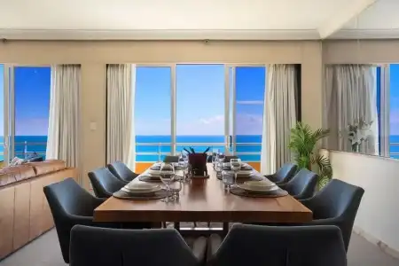 Zenith Ocean Front Apartments - 37