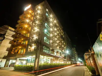 Wsotel and Serviced Apartment - 0