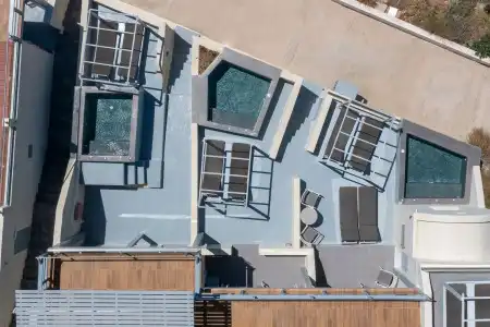 Gizis Cliffside Suites - 0