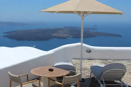 Cocoon Suites - 131