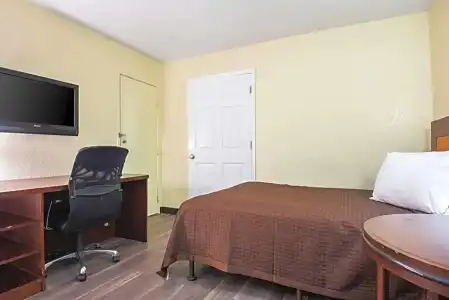 Rodeway Inn Kissimmee Maingate West - 40